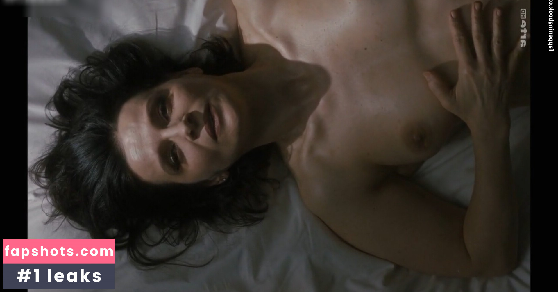 Juliette Binoche gallery photo #16