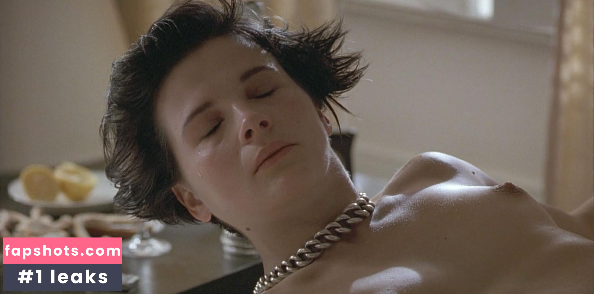 Juliette Binoche gallery photo #162