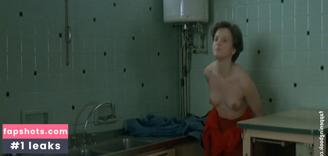 Juliette Binoche gallery photo #73