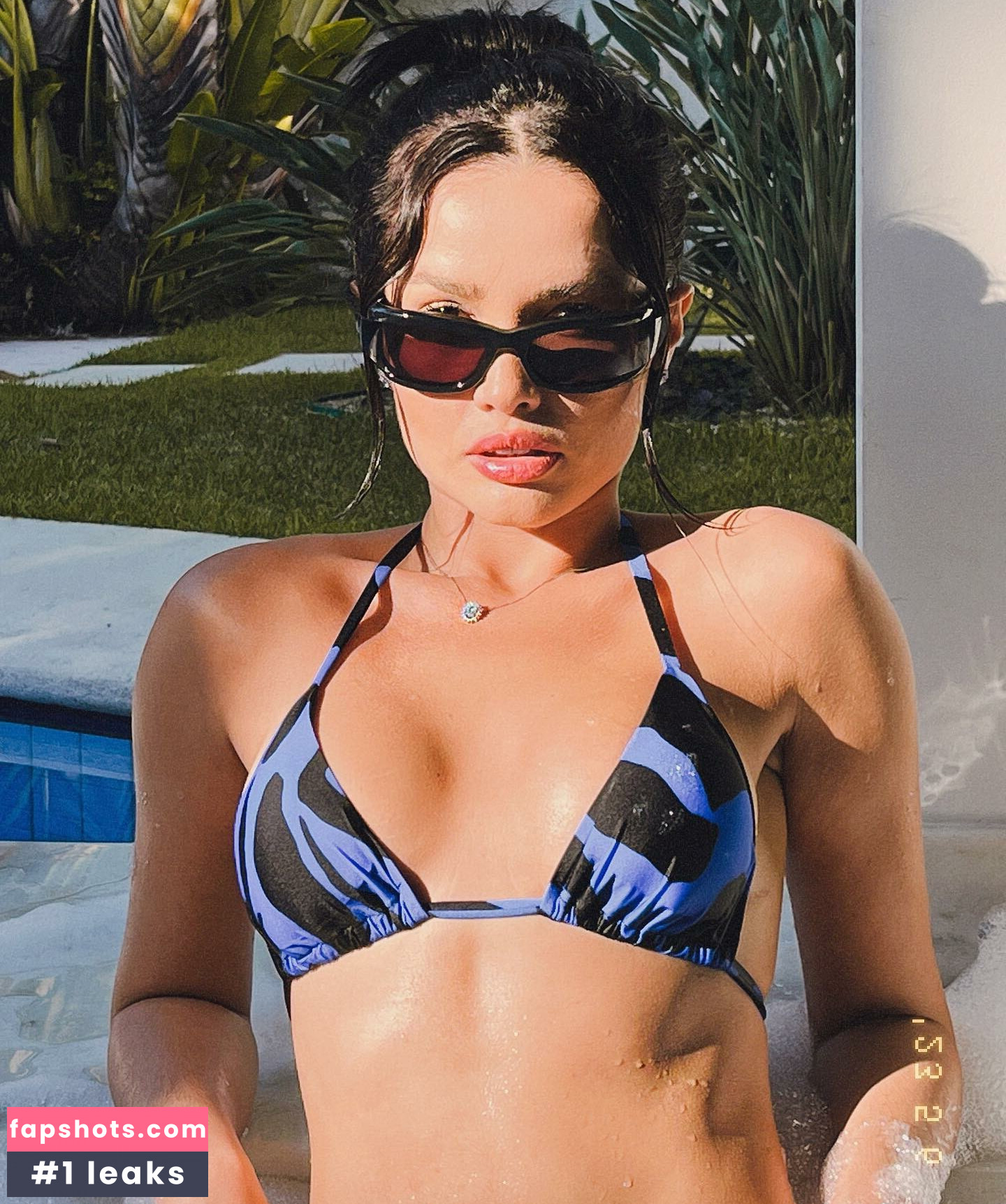 Juliette gallery photo #113