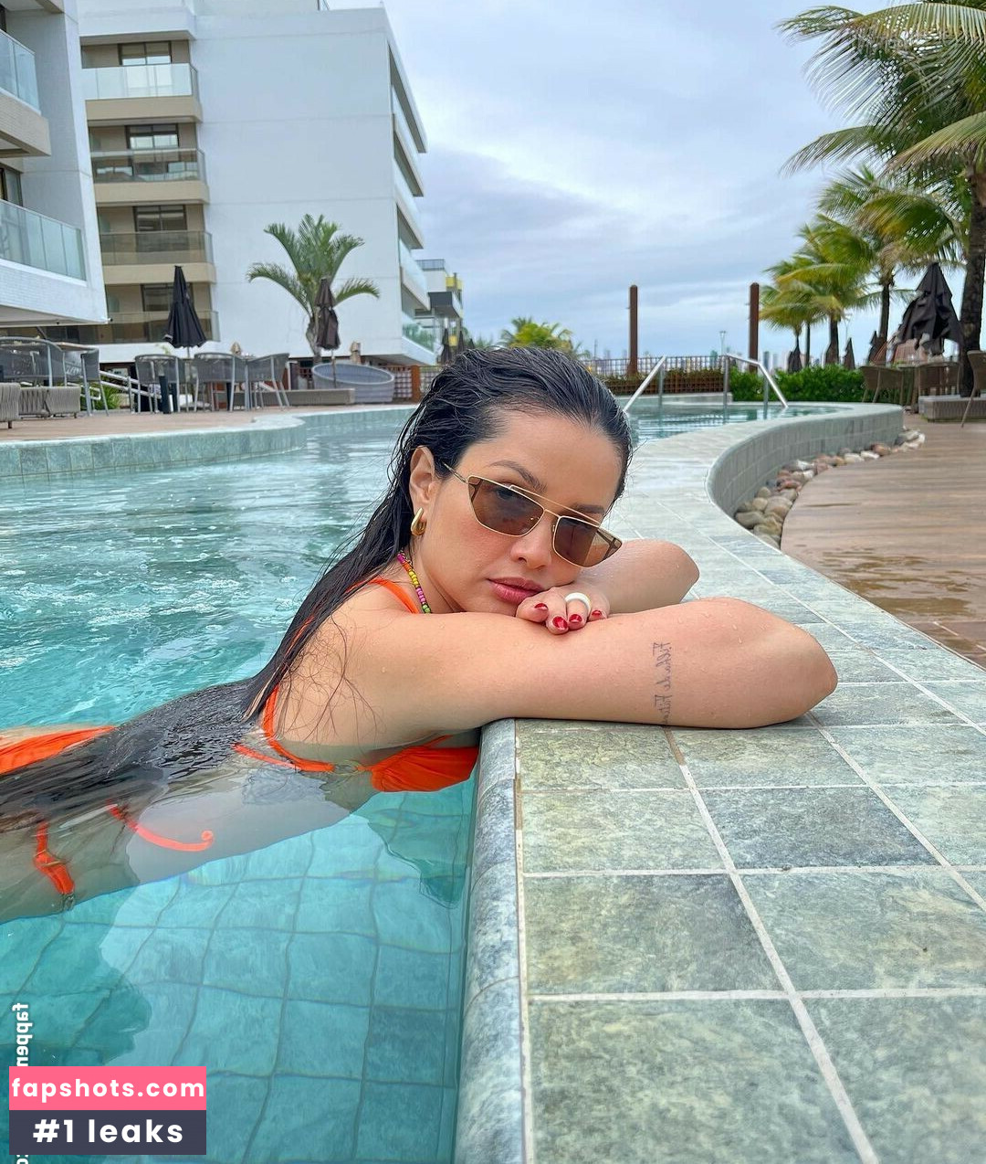 Juliette gallery photo #215