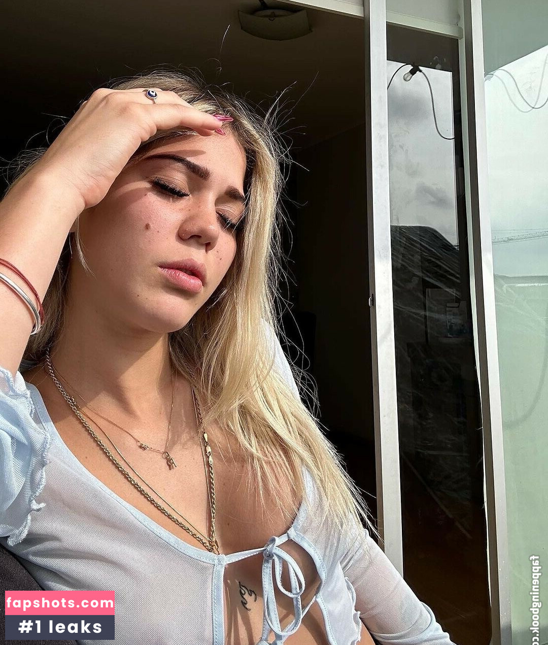 Juliette Rose gallery photo #10