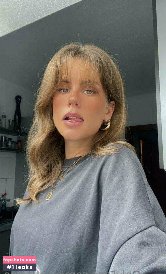 julietthope gallery photo #18