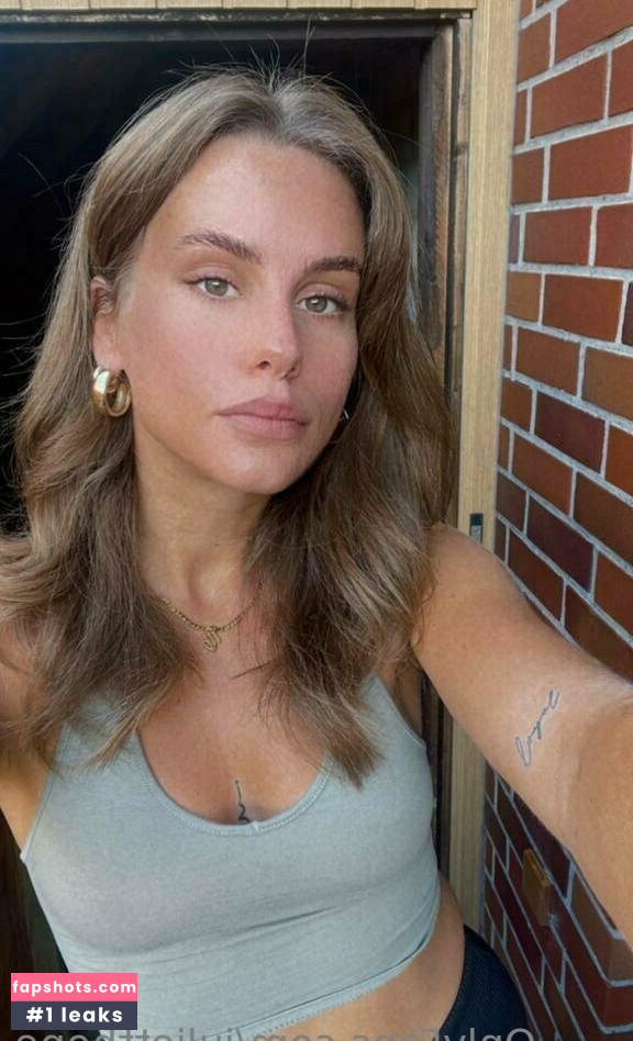 julietthope gallery photo #23