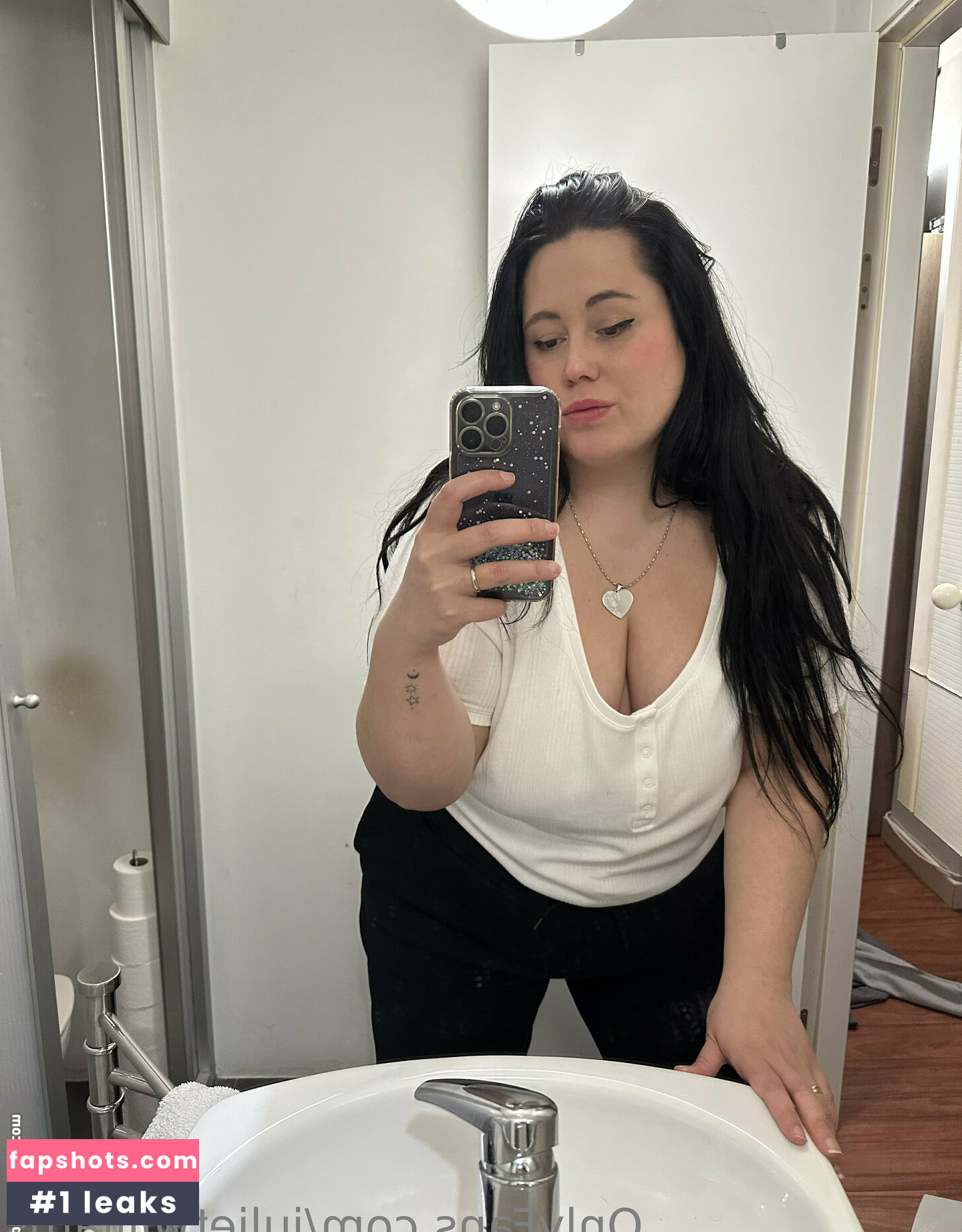 julietwilliams gallery photo #13