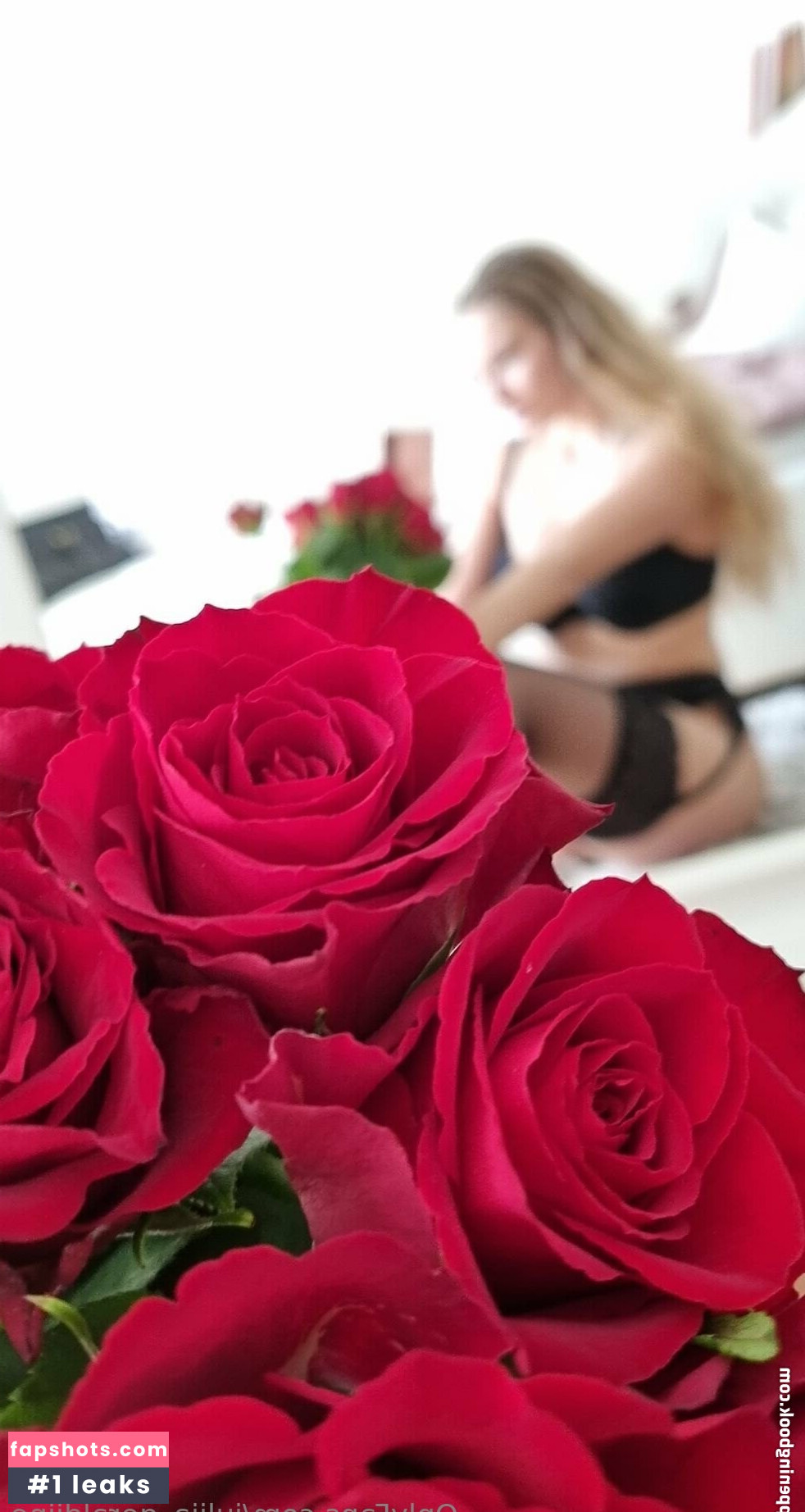 juliia_geraldiine gallery photo #17