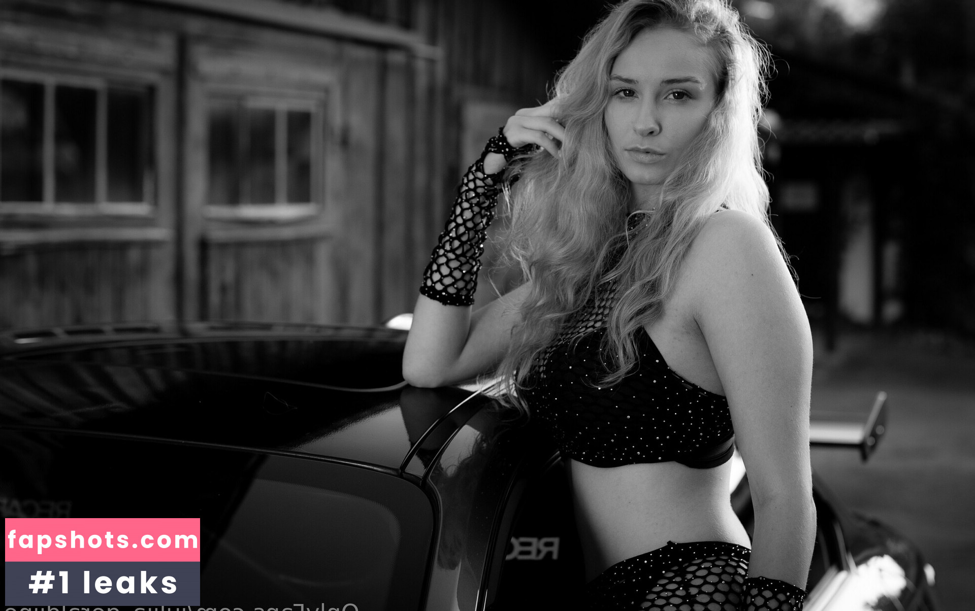 juliia_geraldiine gallery photo #4