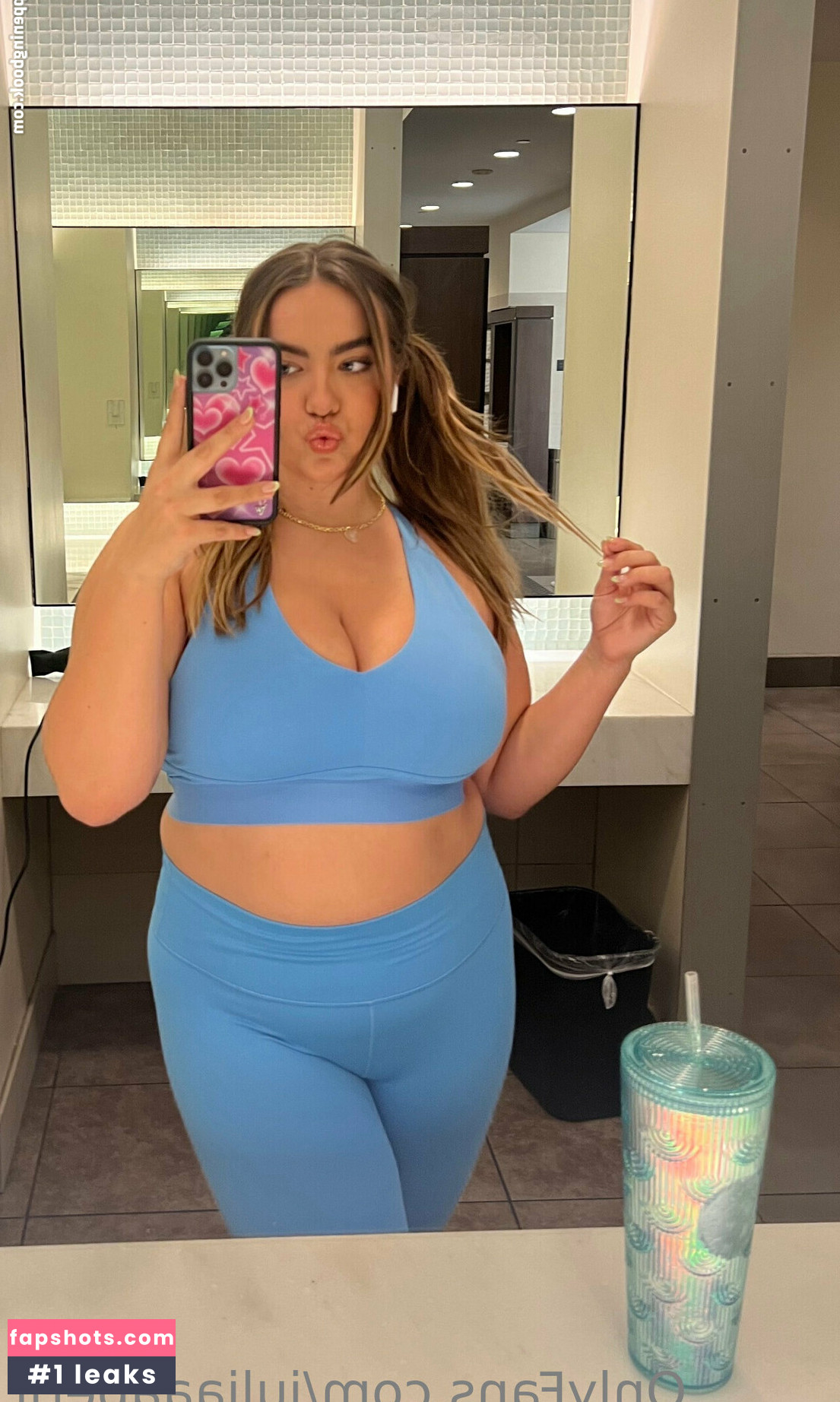 juliiaaberitttt gallery photo #2