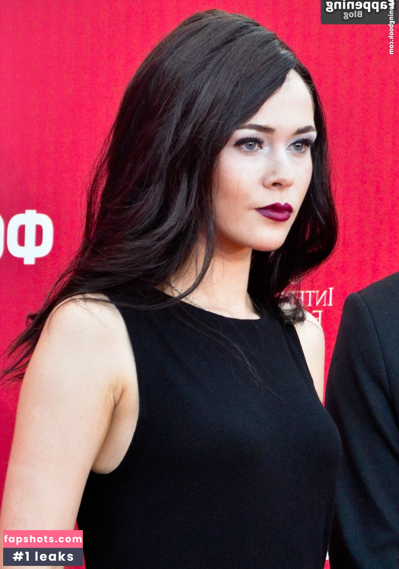 Julija Sanina gallery photo #3