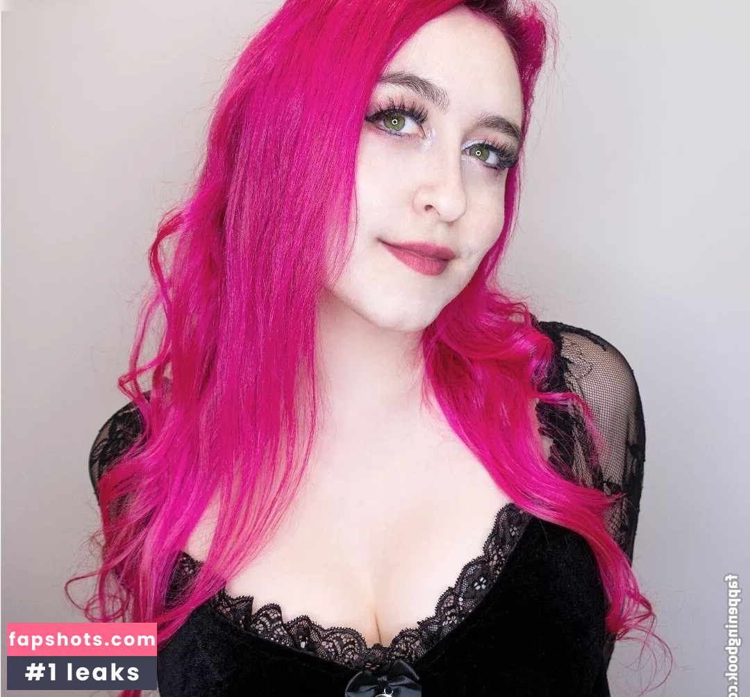 Juliversal gallery photo #6