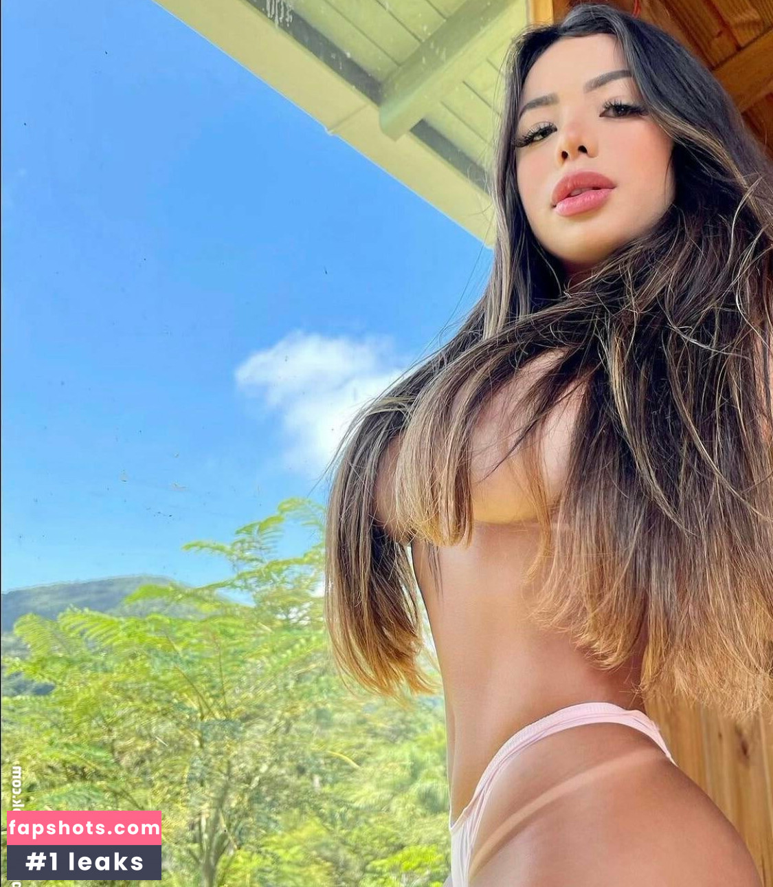 Jully Queiroz gallery photo #132