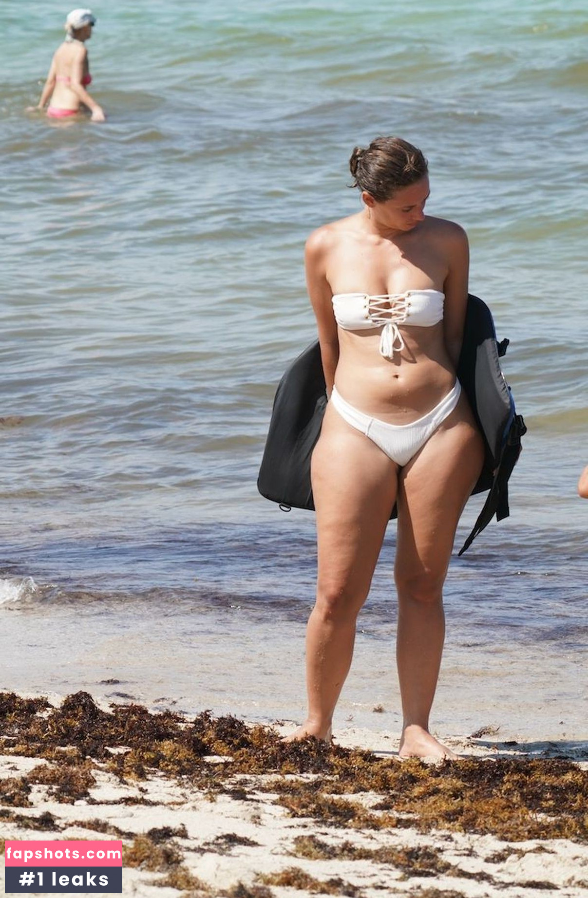 Julz Goddard gallery photo #22