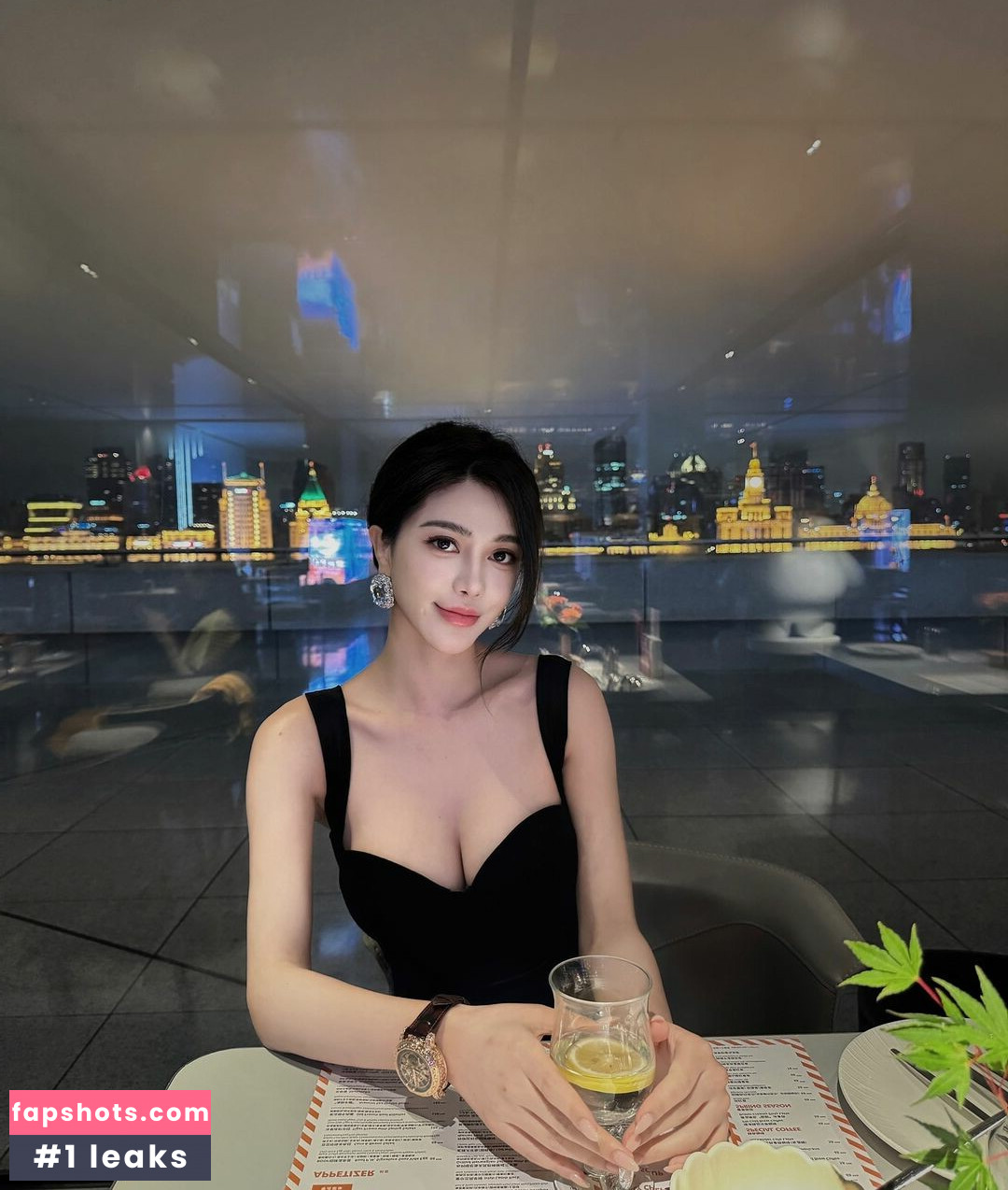 June Gong gallery photo #15