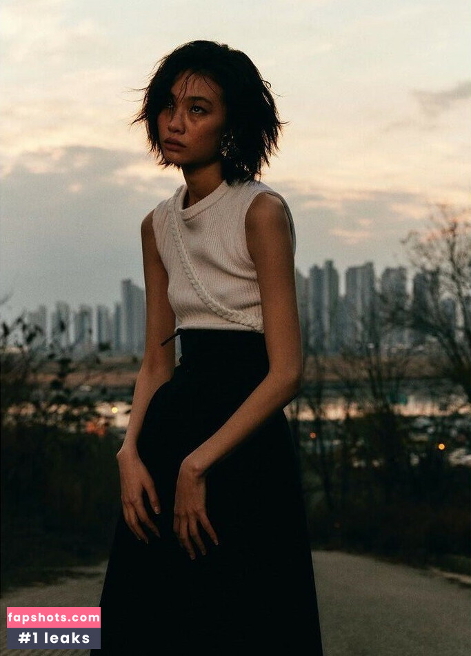 Jung Ho-yeon gallery photo #10