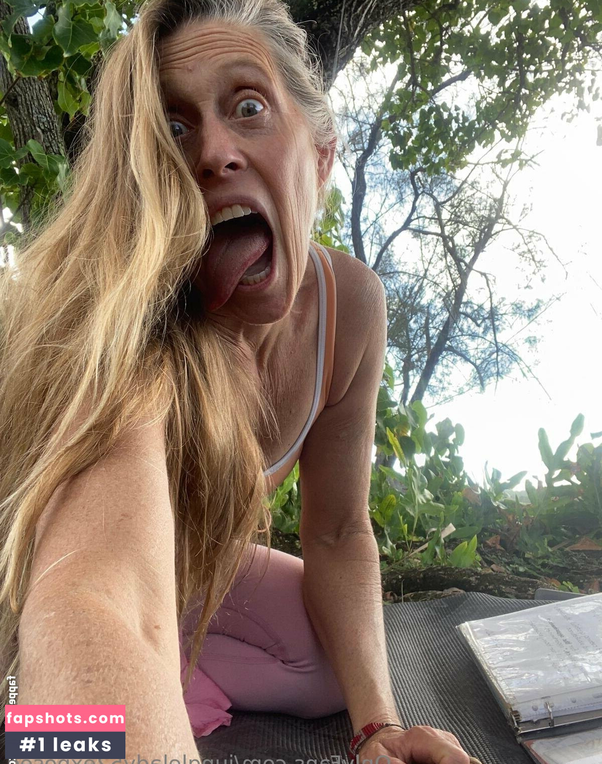 junglelady52exposed gallery photo #15