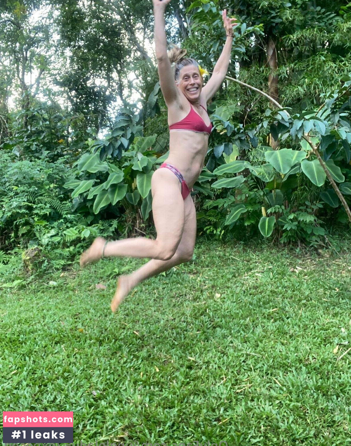 junglelady52exposed nude babe gallery