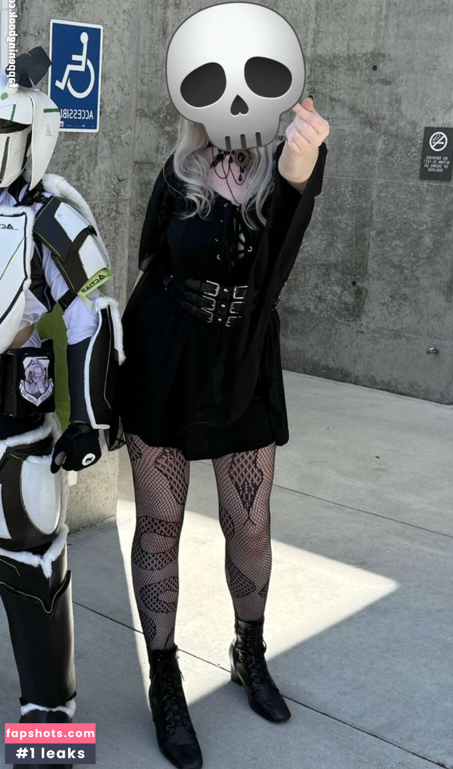 Juniper Actias Filtración Desnuda OnlyFans Foto #4 - Fapshots