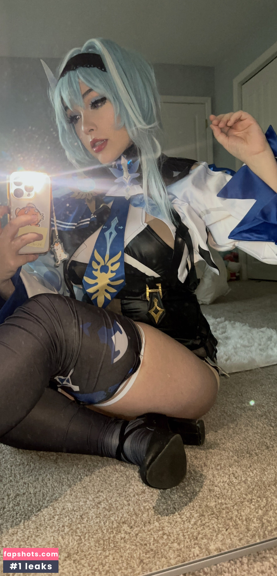 Junkenstein nude babe gallery