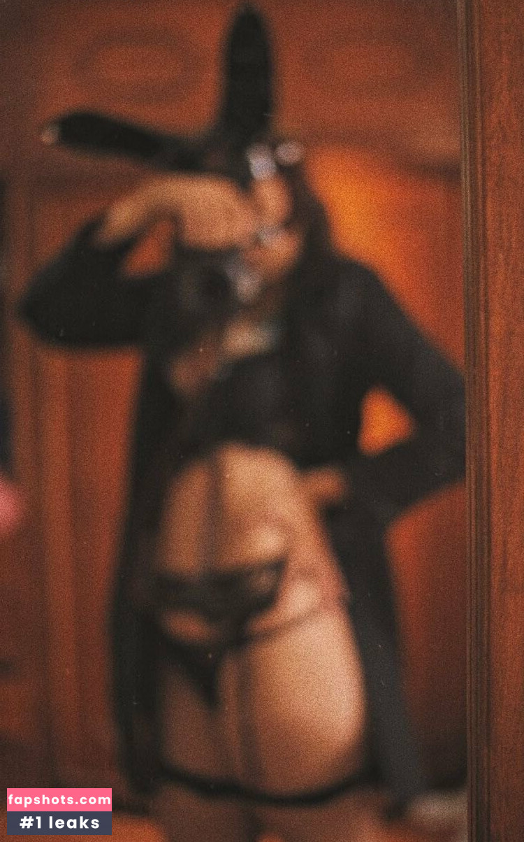 juno_69 gallery photo #19