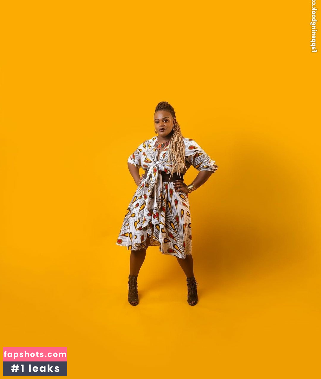 JustDee79 gallery photo #3