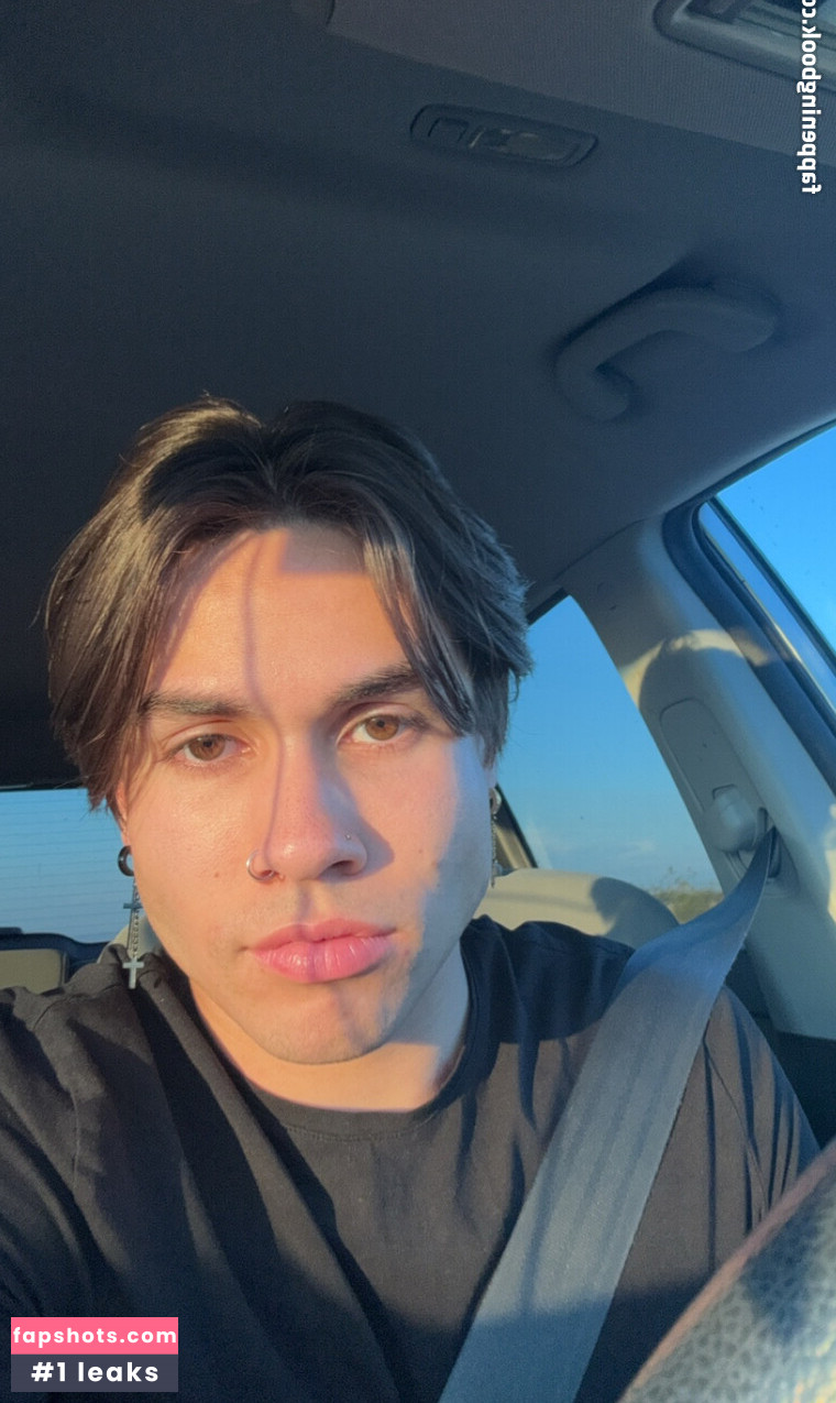 justin_grey19 gallery photo #4