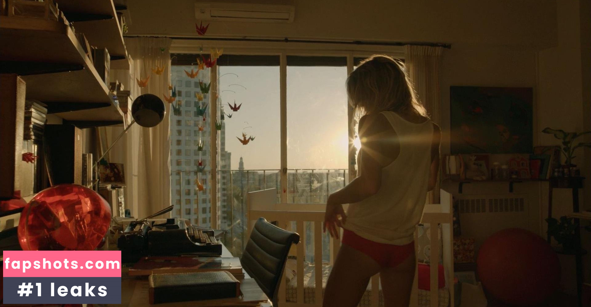 Justina Bustos gallery photo #7