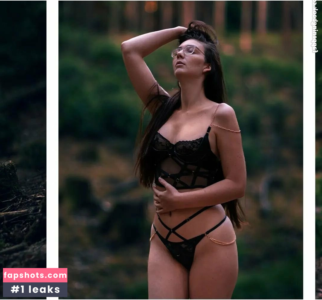 Justine Anne Crane gallery photo #30