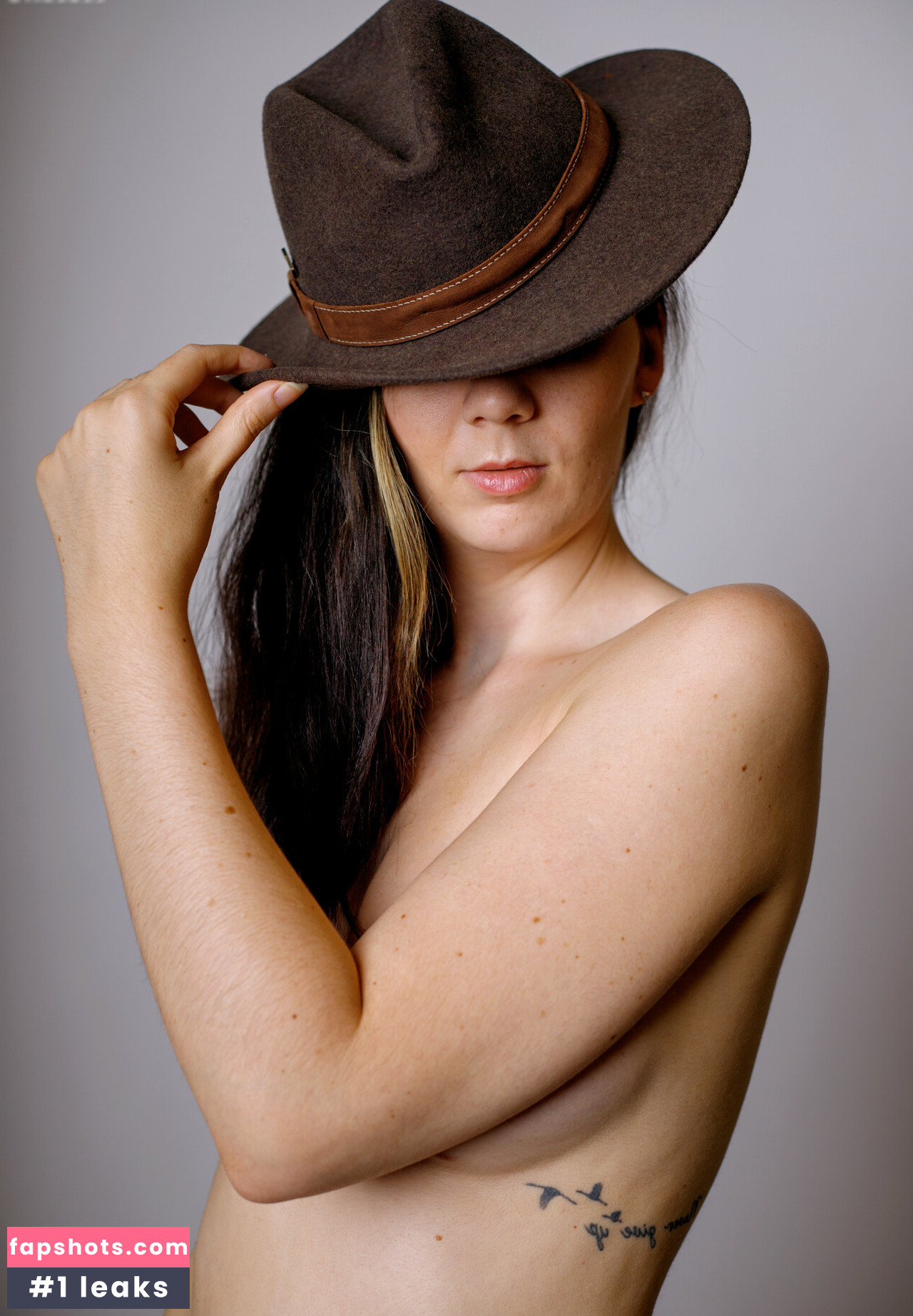 Justine Anne Crane gallery photo #6