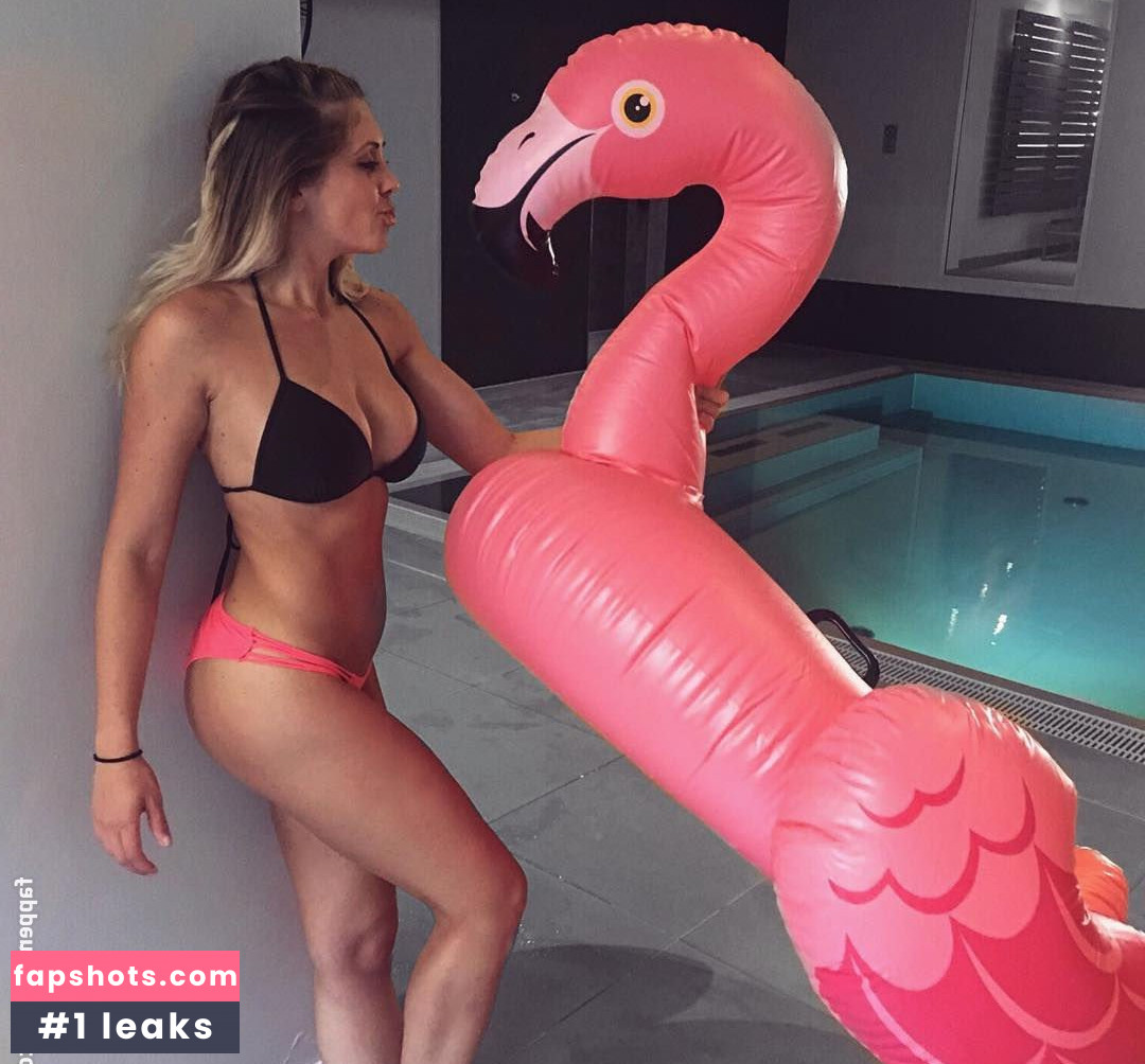 Justine Gallice gallery photo #18