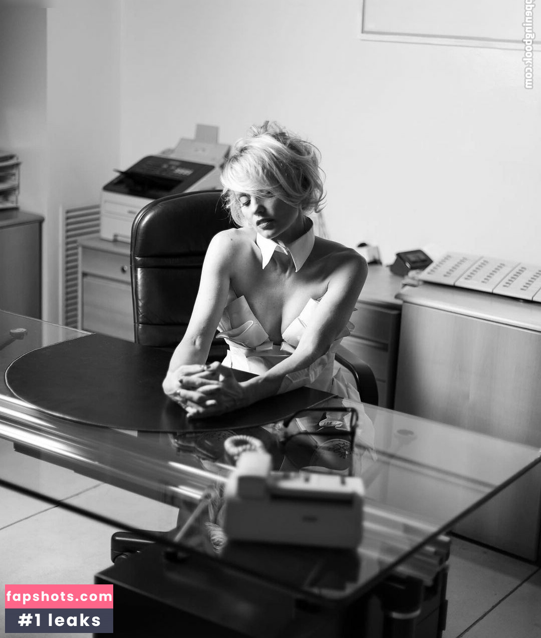 Justine Mattera gallery photo #12