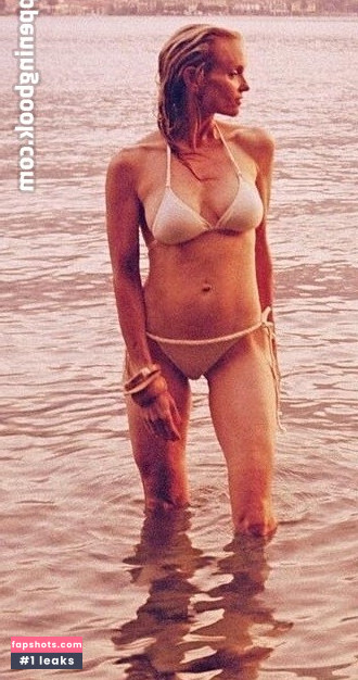 Justine Mattera gallery photo #28