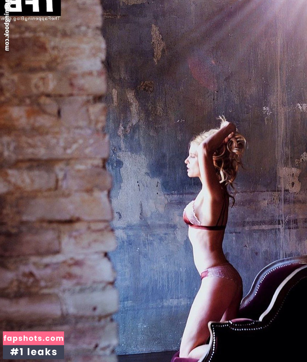 Justine Mattera gallery photo #69