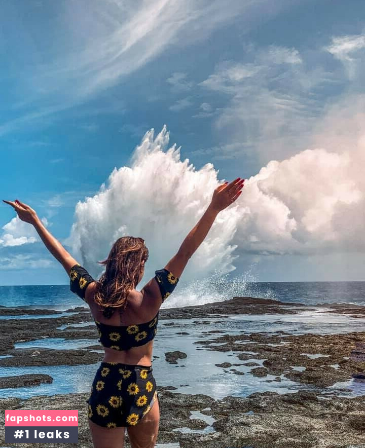 Justine Reine Marie gallery photo #79