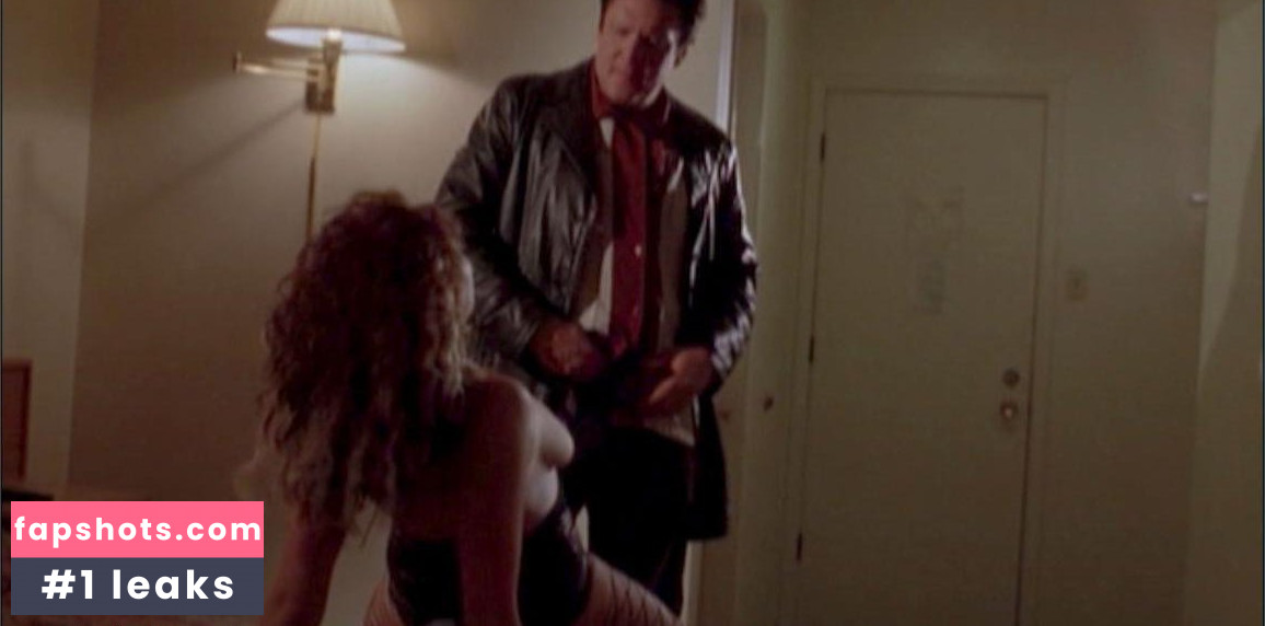 Justine Warrington gallery photo #2