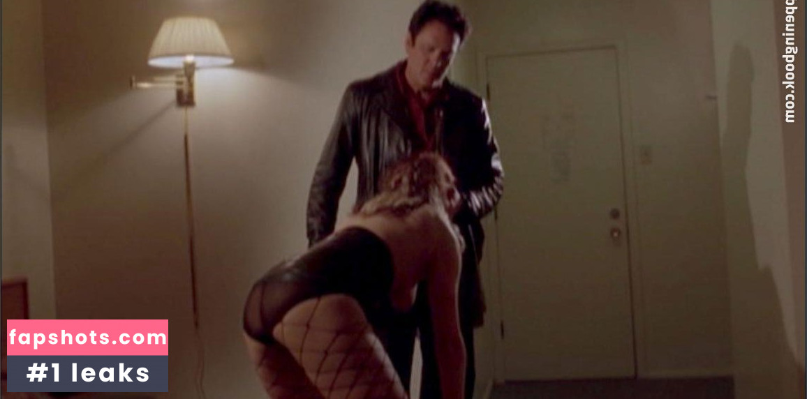 Justine Warrington gallery photo #4