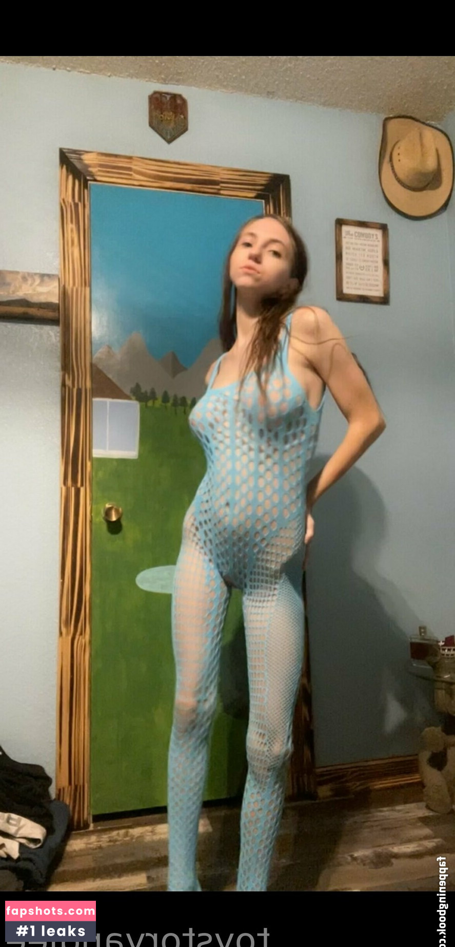 Justinthetortle gallery photo #59