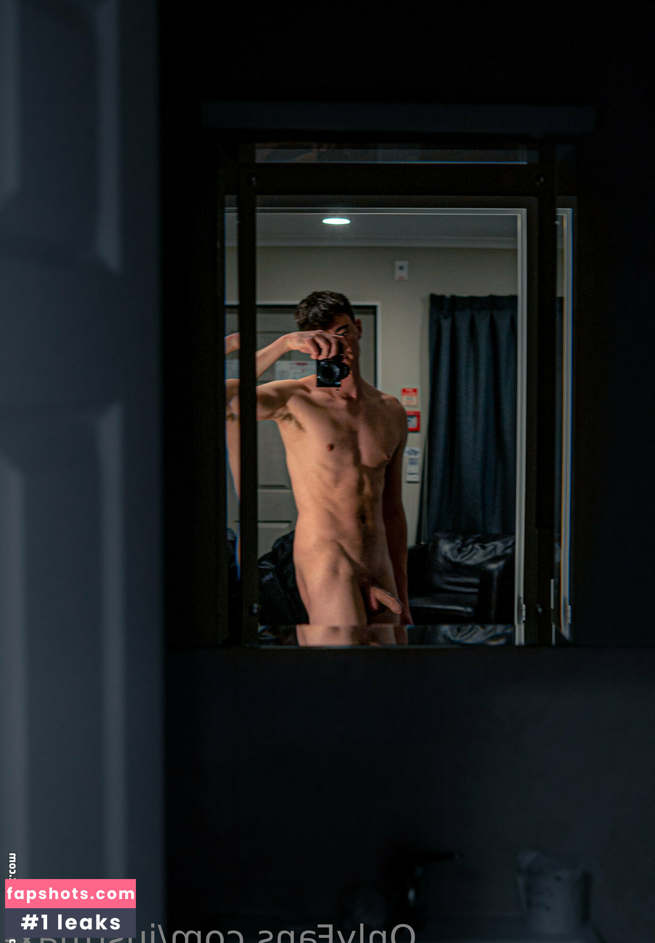 justmax- Nacktheit OnlyFans Fotos #12 - Fapshots