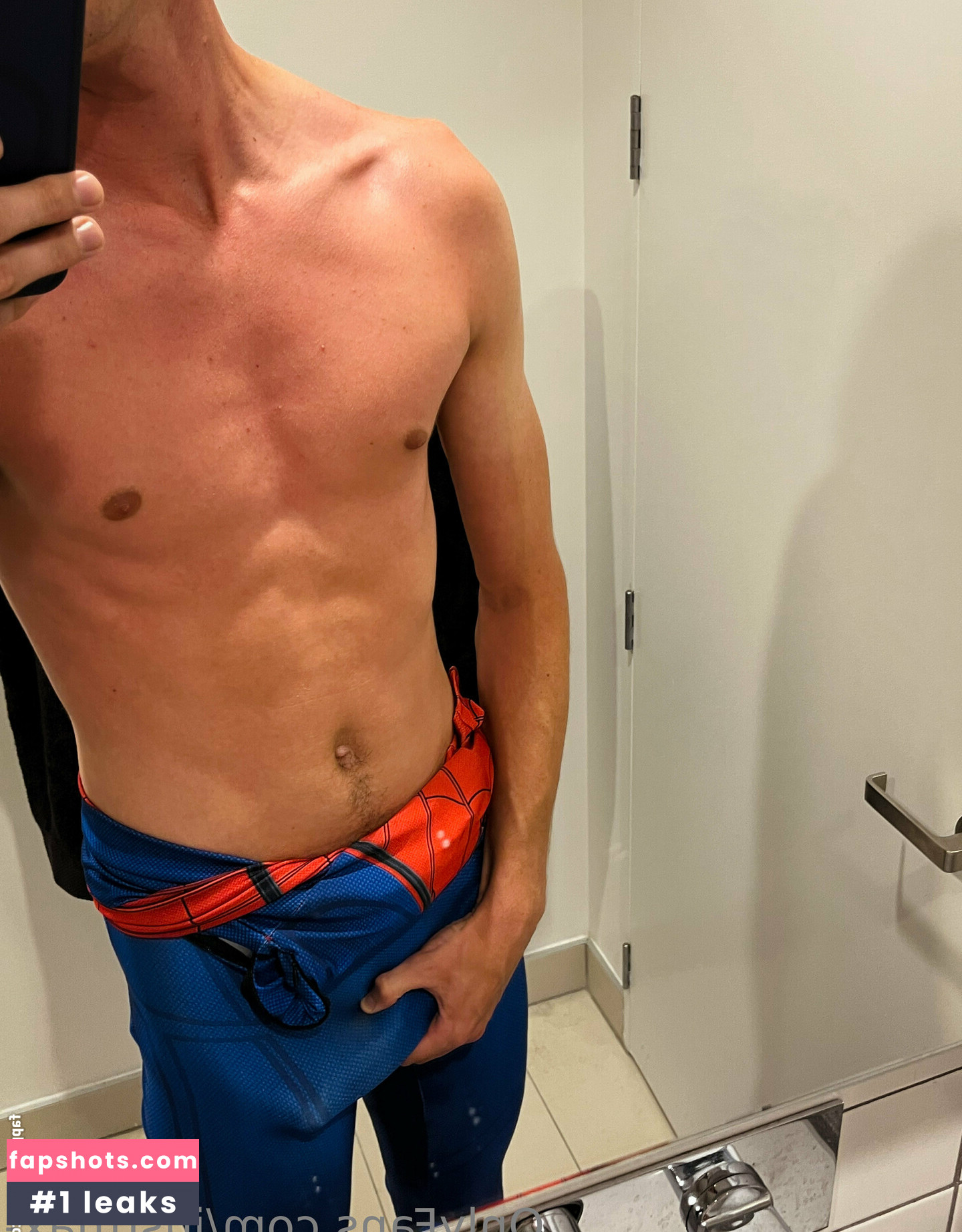 justmax- gallery photo #24