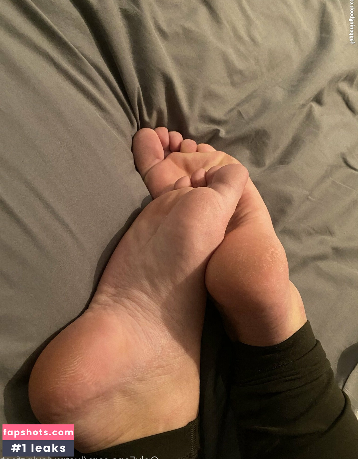 justmylovingfeet nude babe gallery