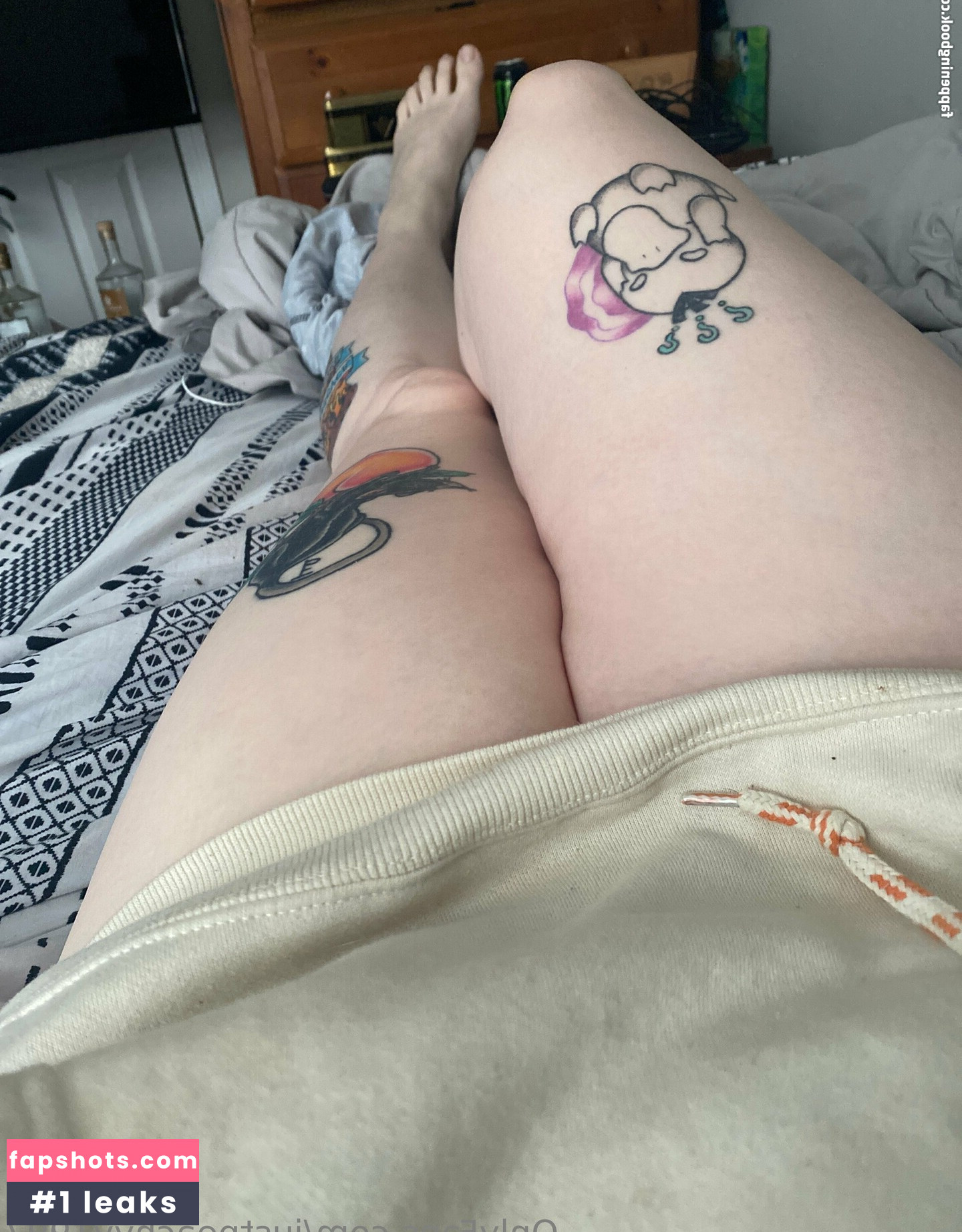 justpeachyy1997 gallery photo #4