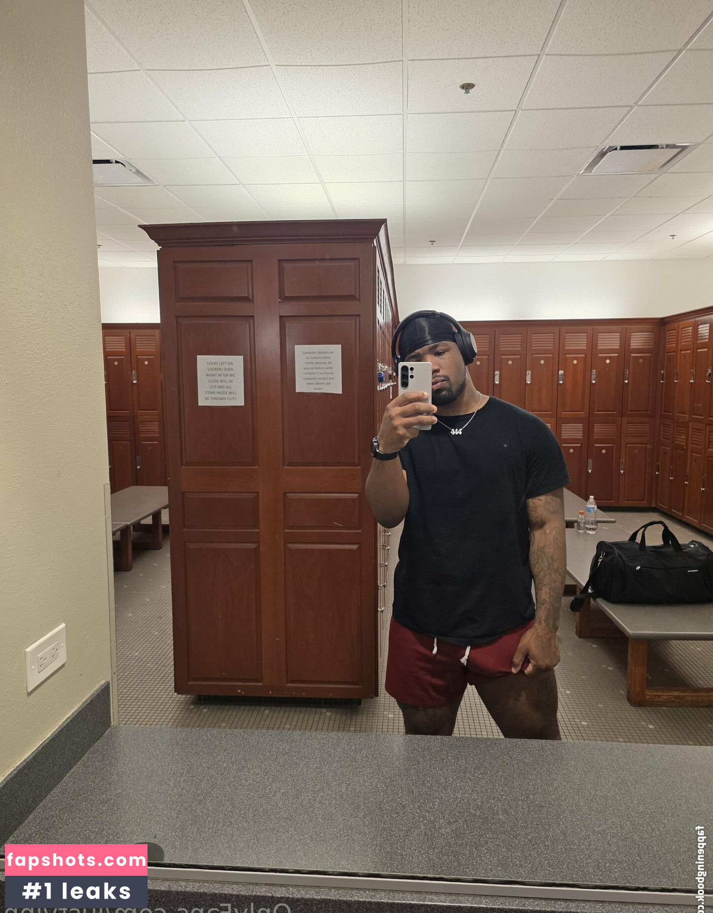 justvibn gallery photo #2