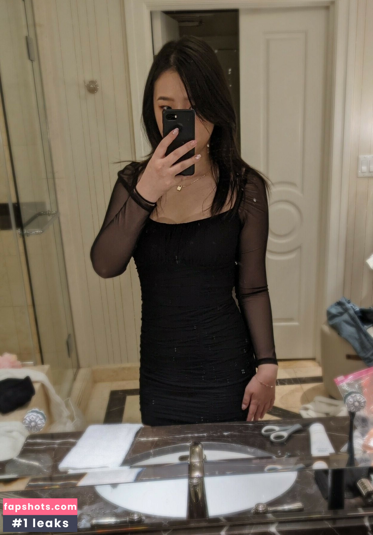 Juwia gallery photo #2