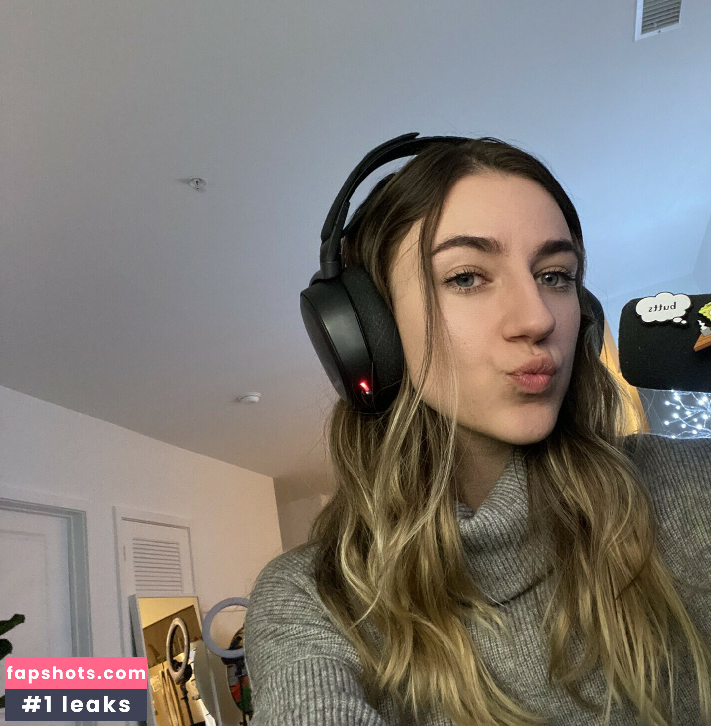 Jvlia_g gallery photo #6