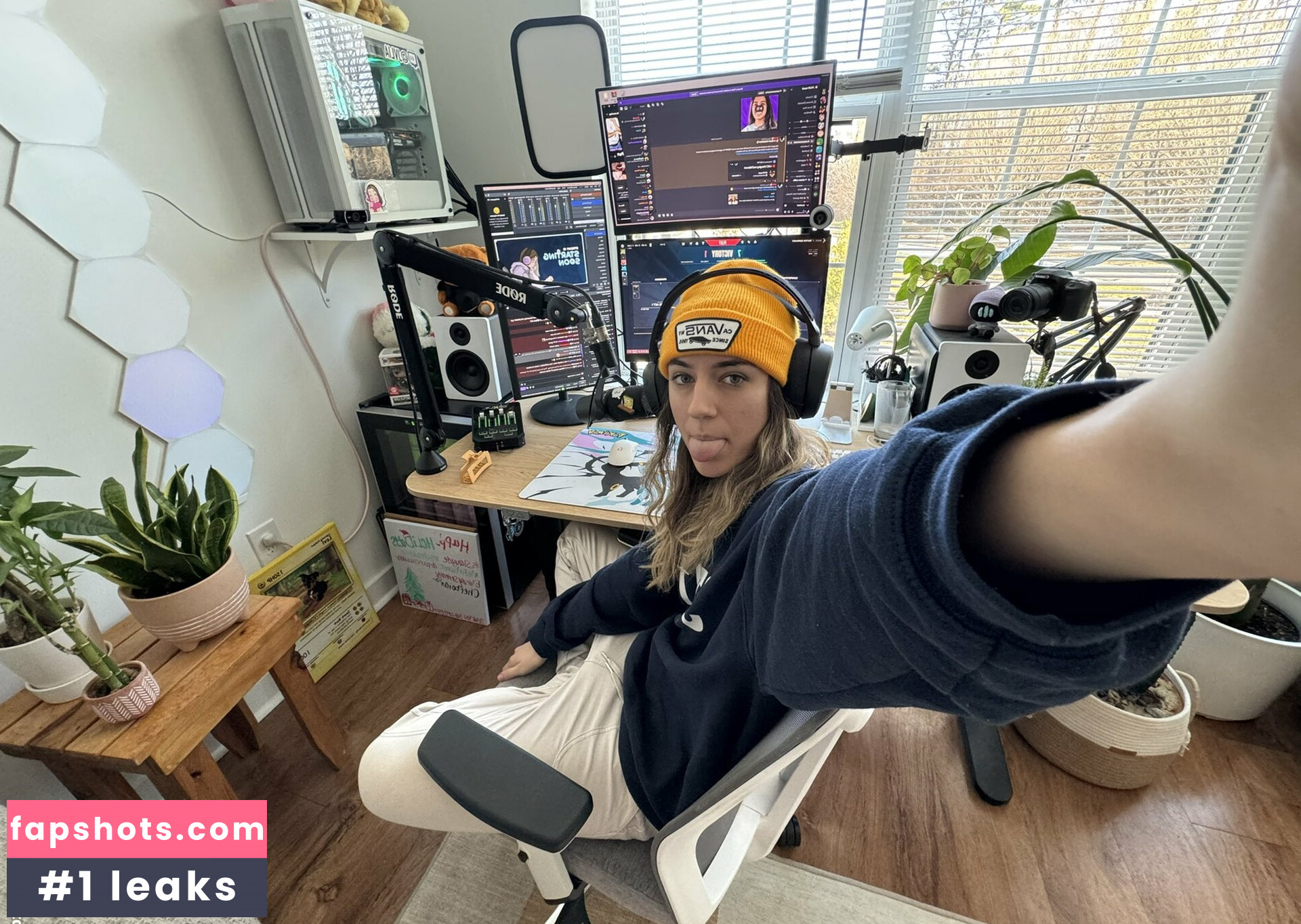 Jvlia_g gallery photo #8