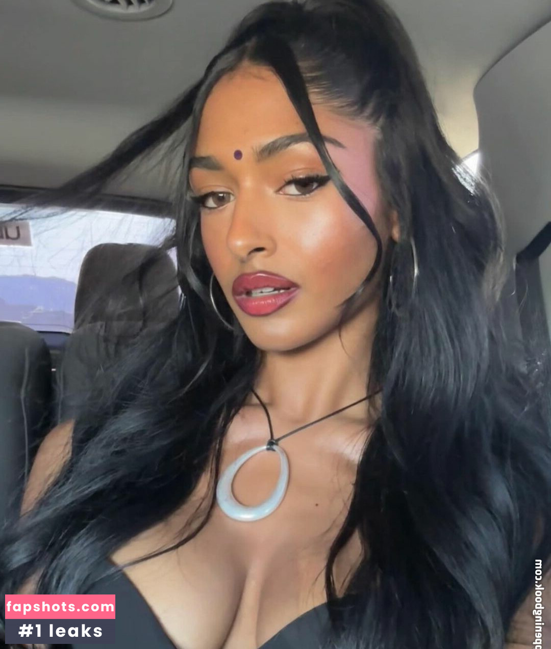 Kaaviya Sambasivam Nude Leaks OnlyFans Photos #18 - LeakJerk