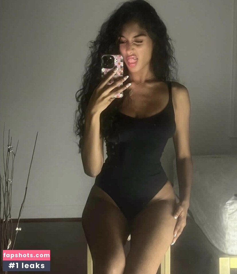 Kaaviya Sambasivam Nude Leaks OnlyFans Photos #32 - LeakJerk