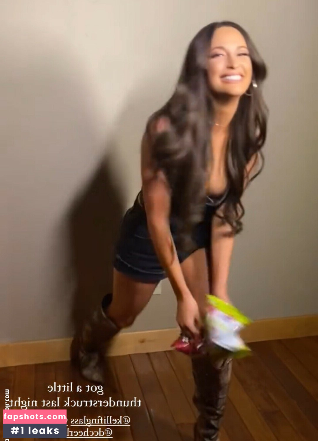 Kacey Musgraves gallery photo #81