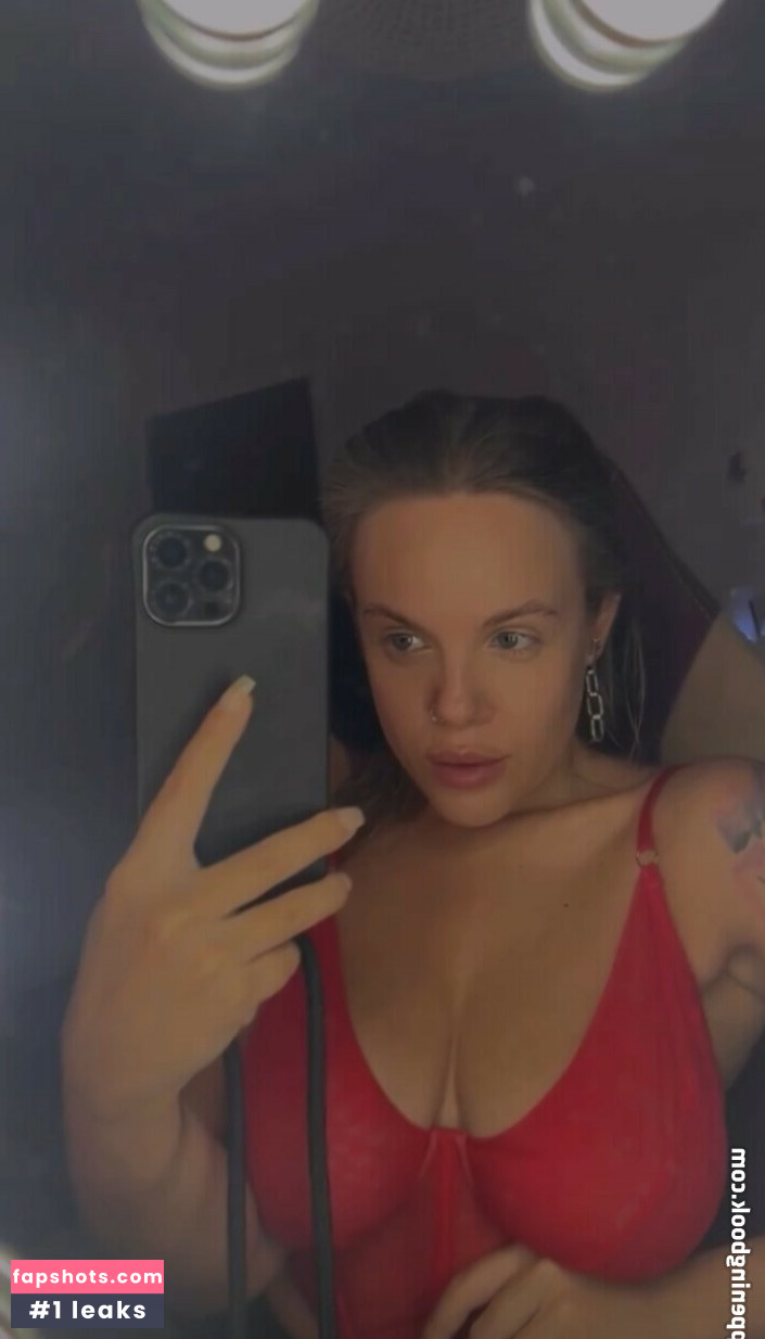 Kaczynska gallery photo #12