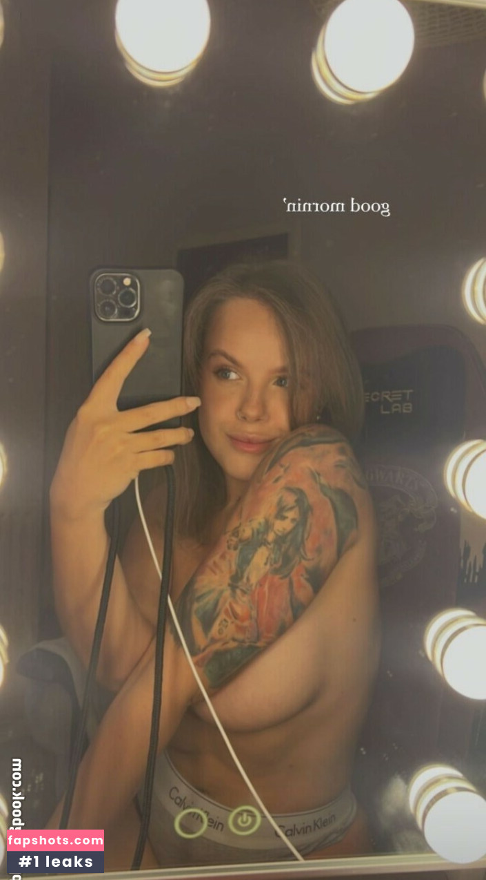 Kaczynska gallery photo #13