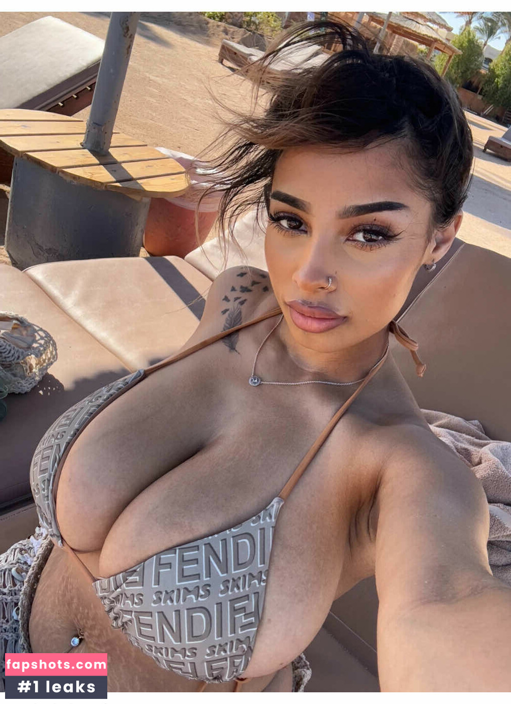 Kadelle Samuals gallery photo #9